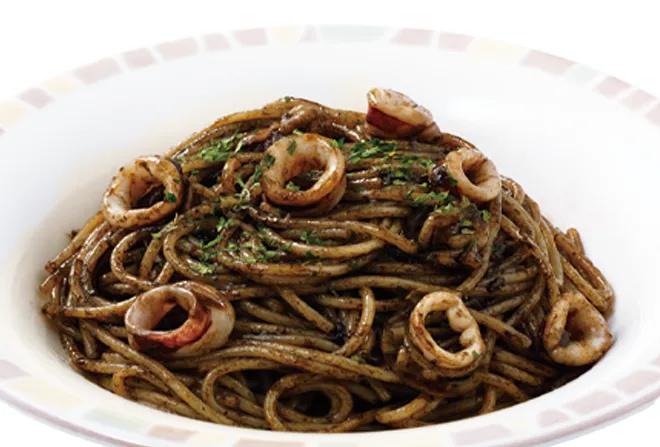 イカの墨入りセピアソース