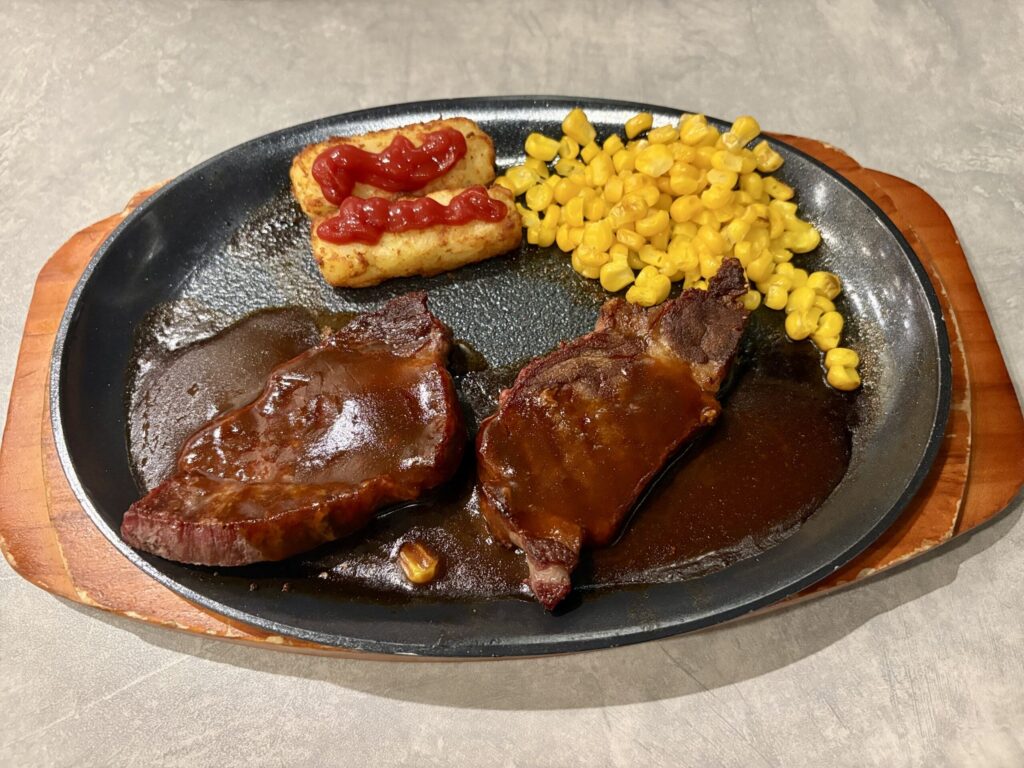 ビーフステーキ+ケチャップ
