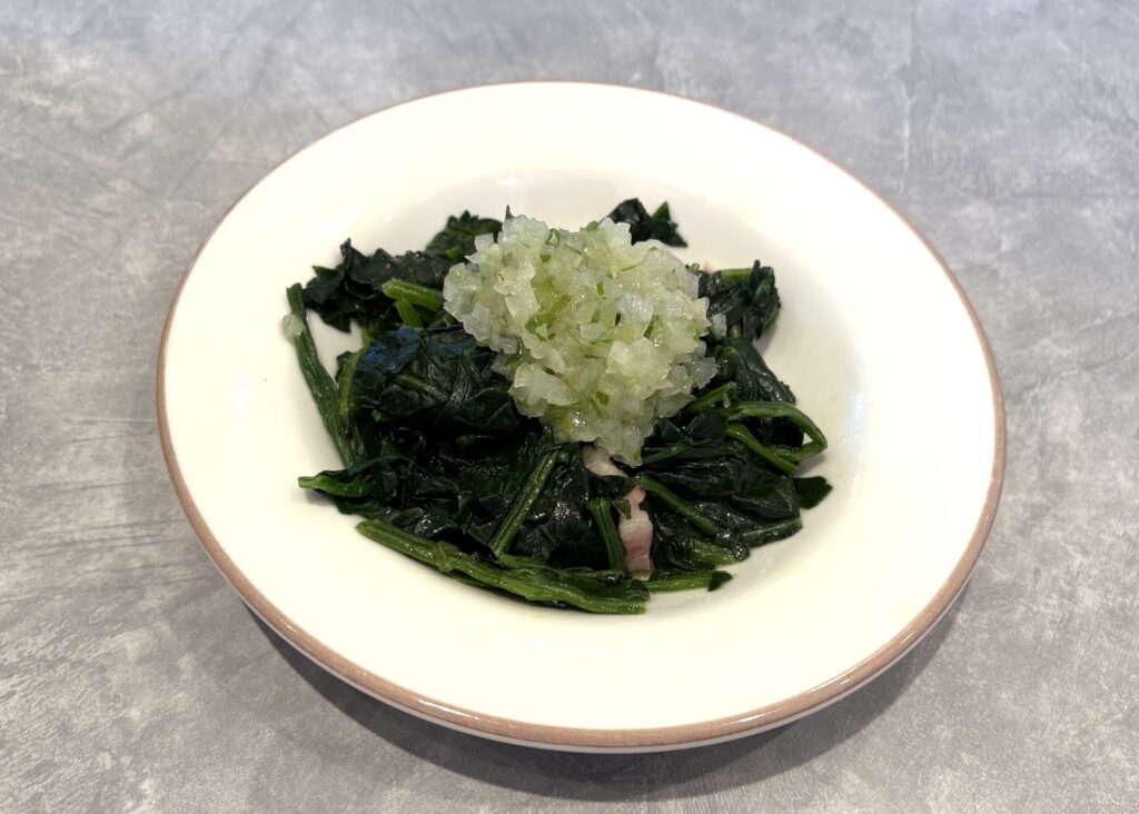ほうれん草のソテーと野菜ソース